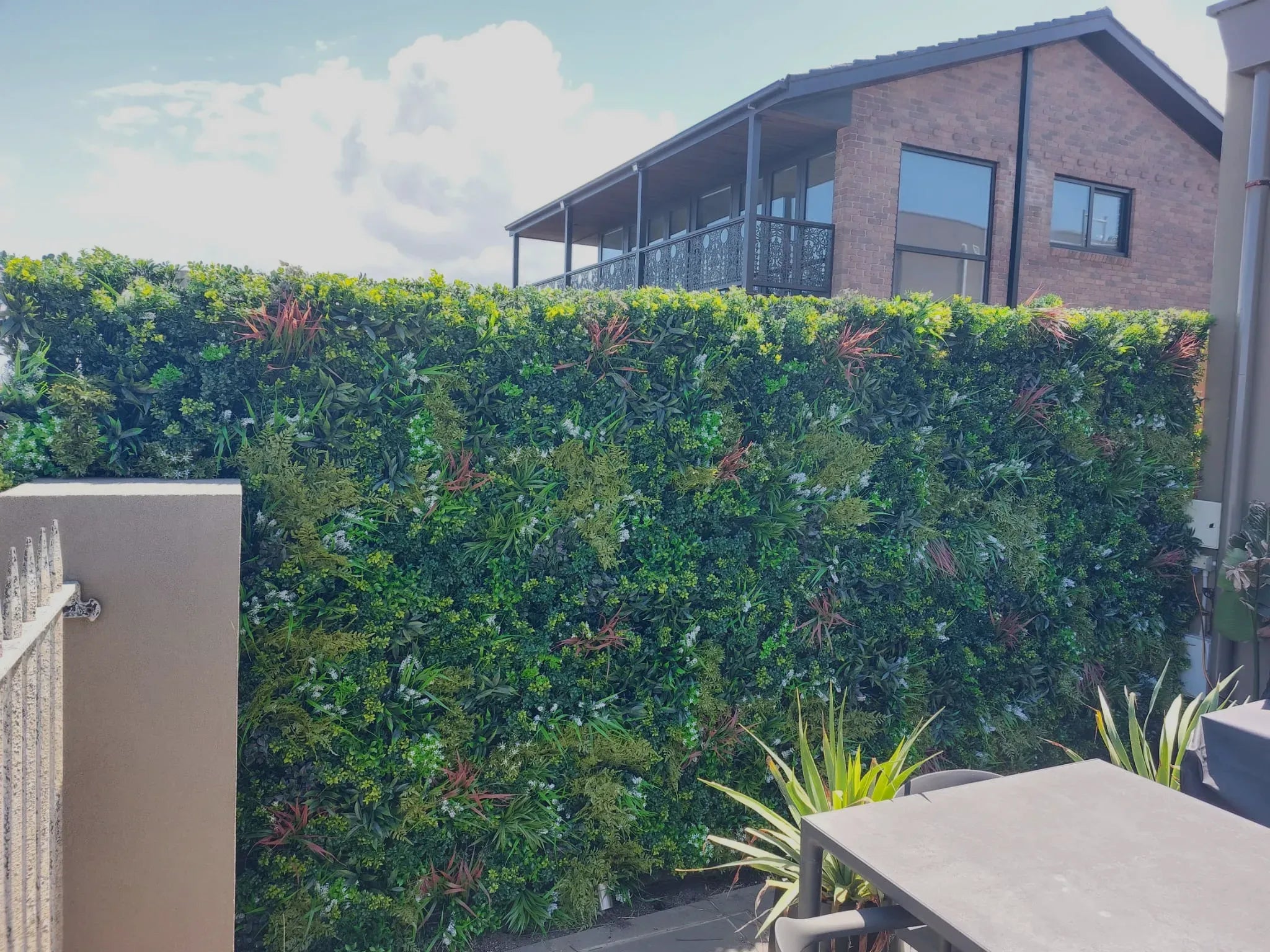 Ultra Luxury Amazon Jungle Vertical Garden 40