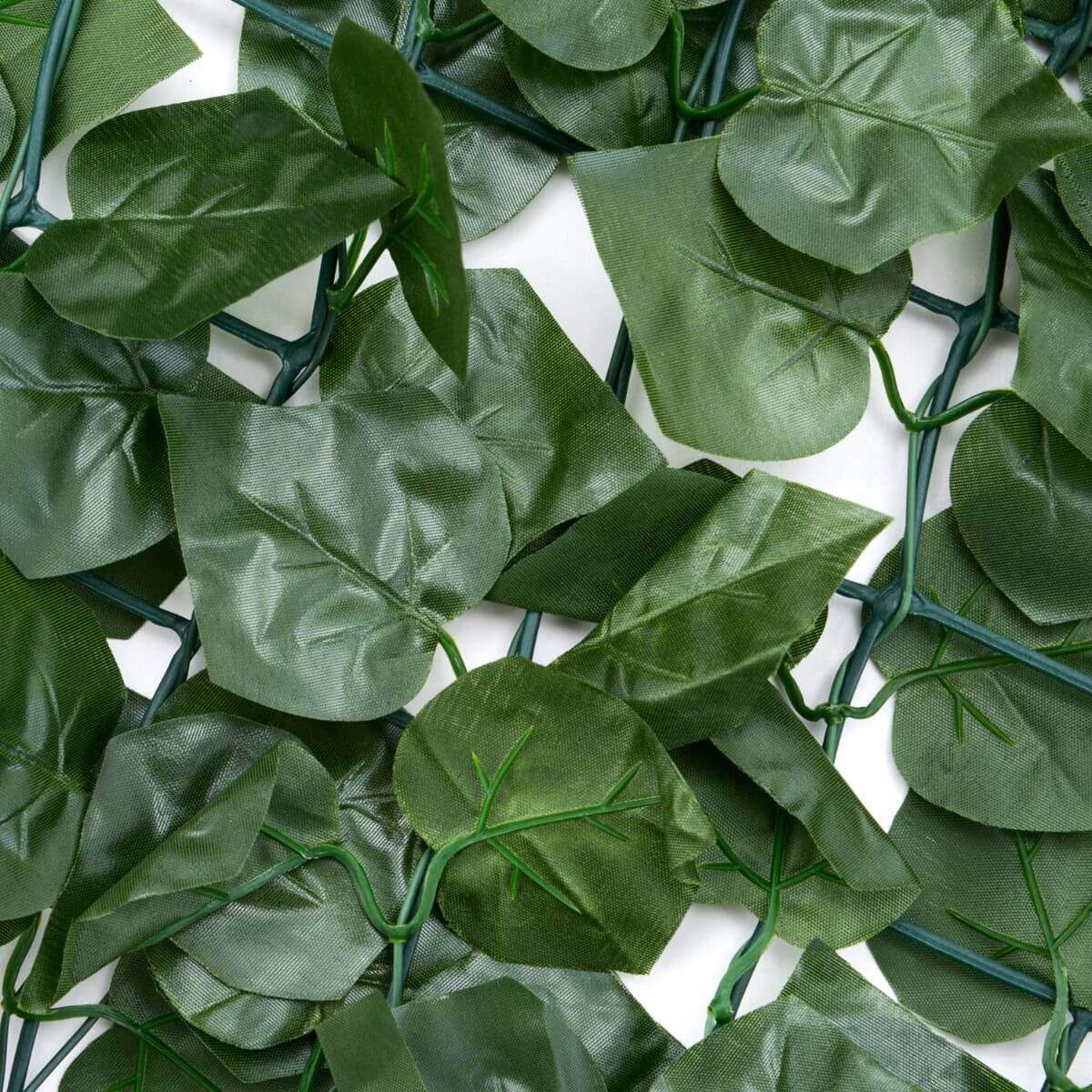 Artificial Privacy Ivy Roll 33 Square Foot / 118
