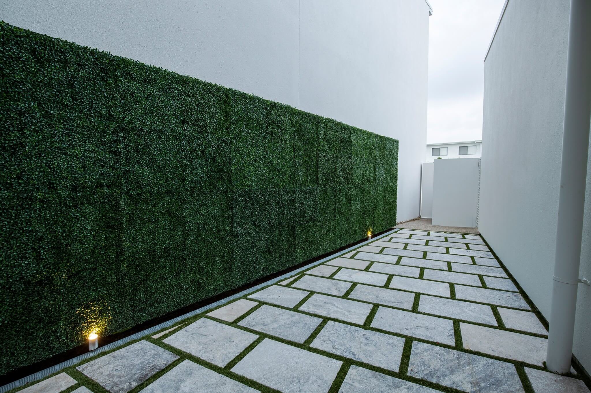 Dark Artificial Boxwood Wall 40