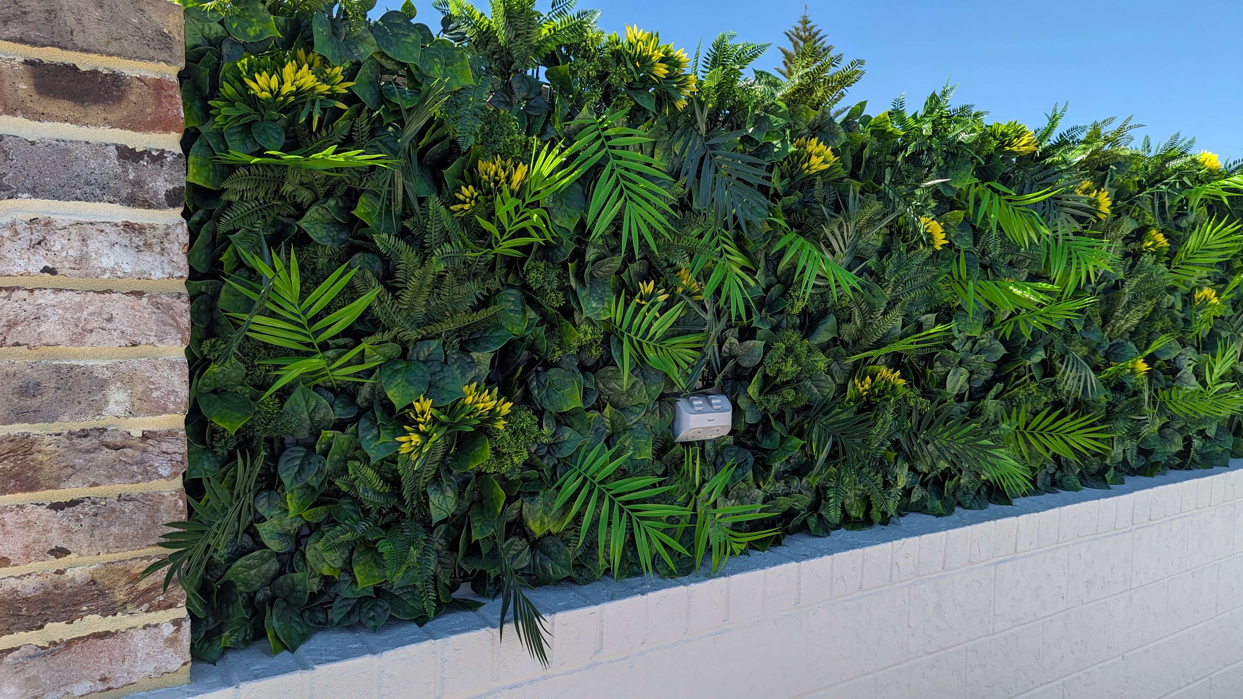 Luxury Flowering Hawaiian Sunrise Artificial Vertical Garden 40