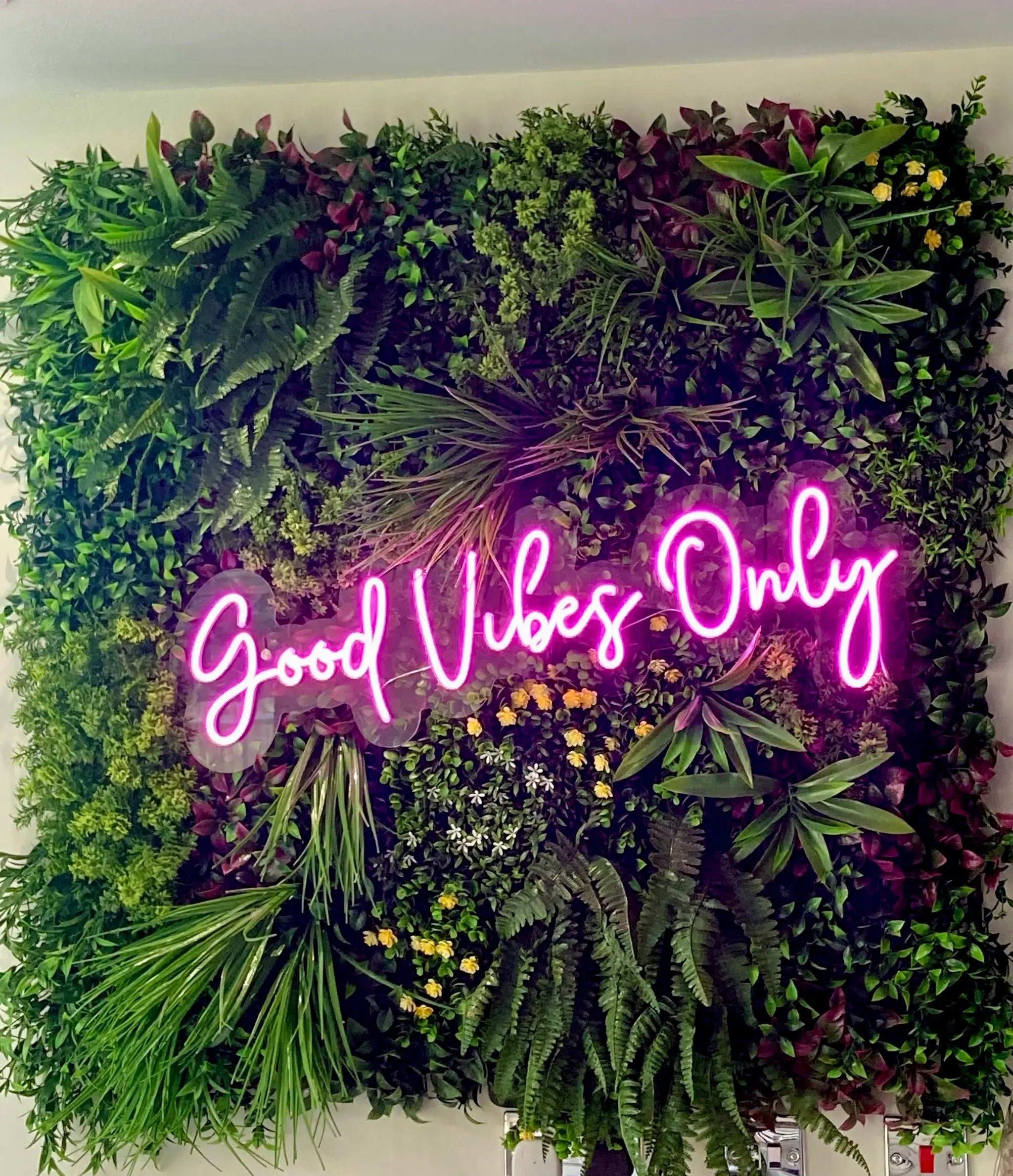 Luxury Country Fern Artificial Vertical Garden 40