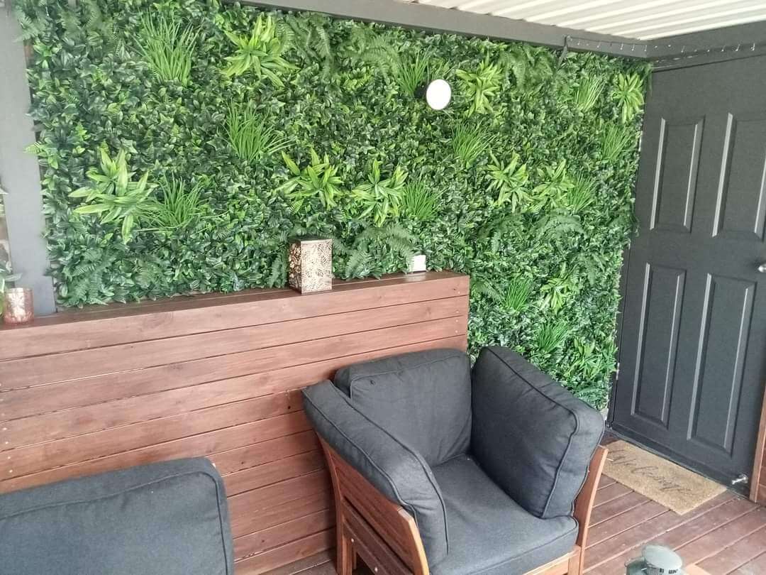 Luxury Green Tropics Artificial Living Wall /  Green Wall 40