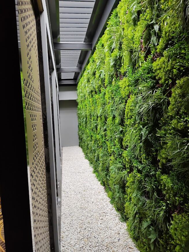 Luxury Country Fern Artificial Vertical Garden 40