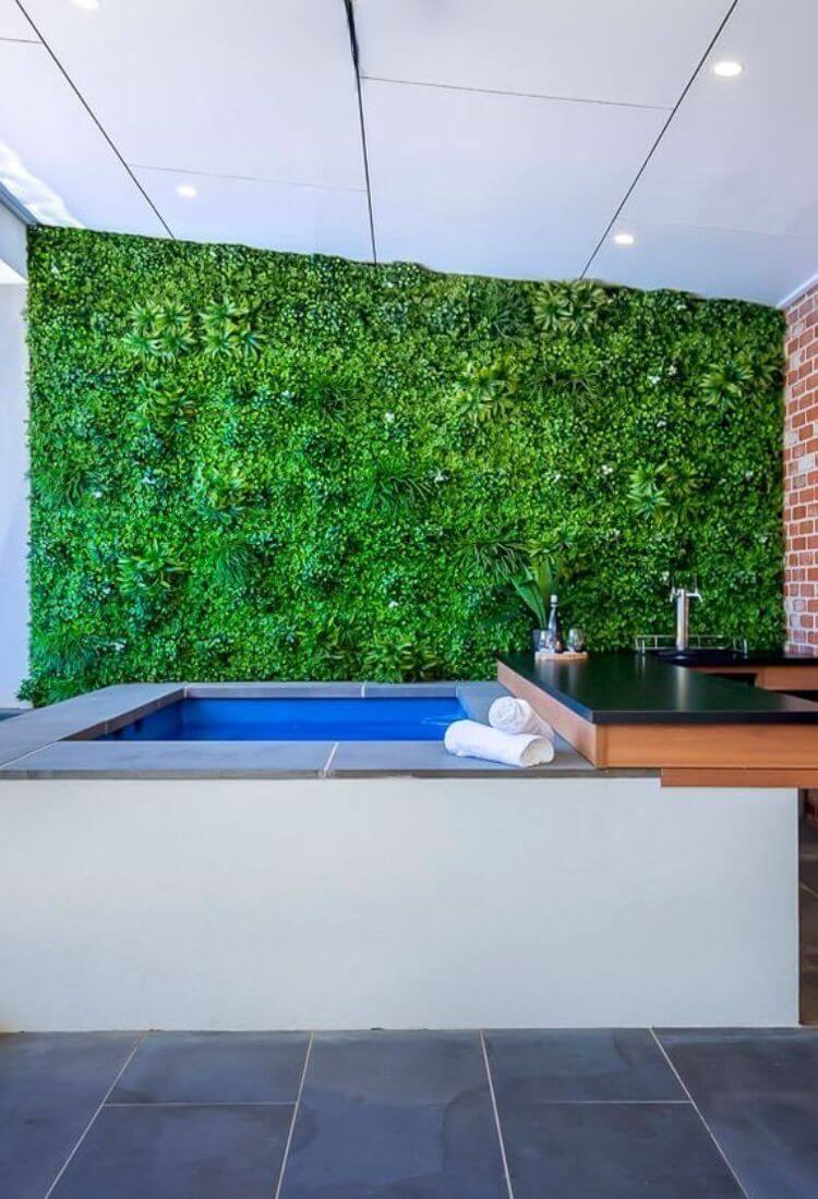 Luxury White Oasis Artificial Vertical Garden 40