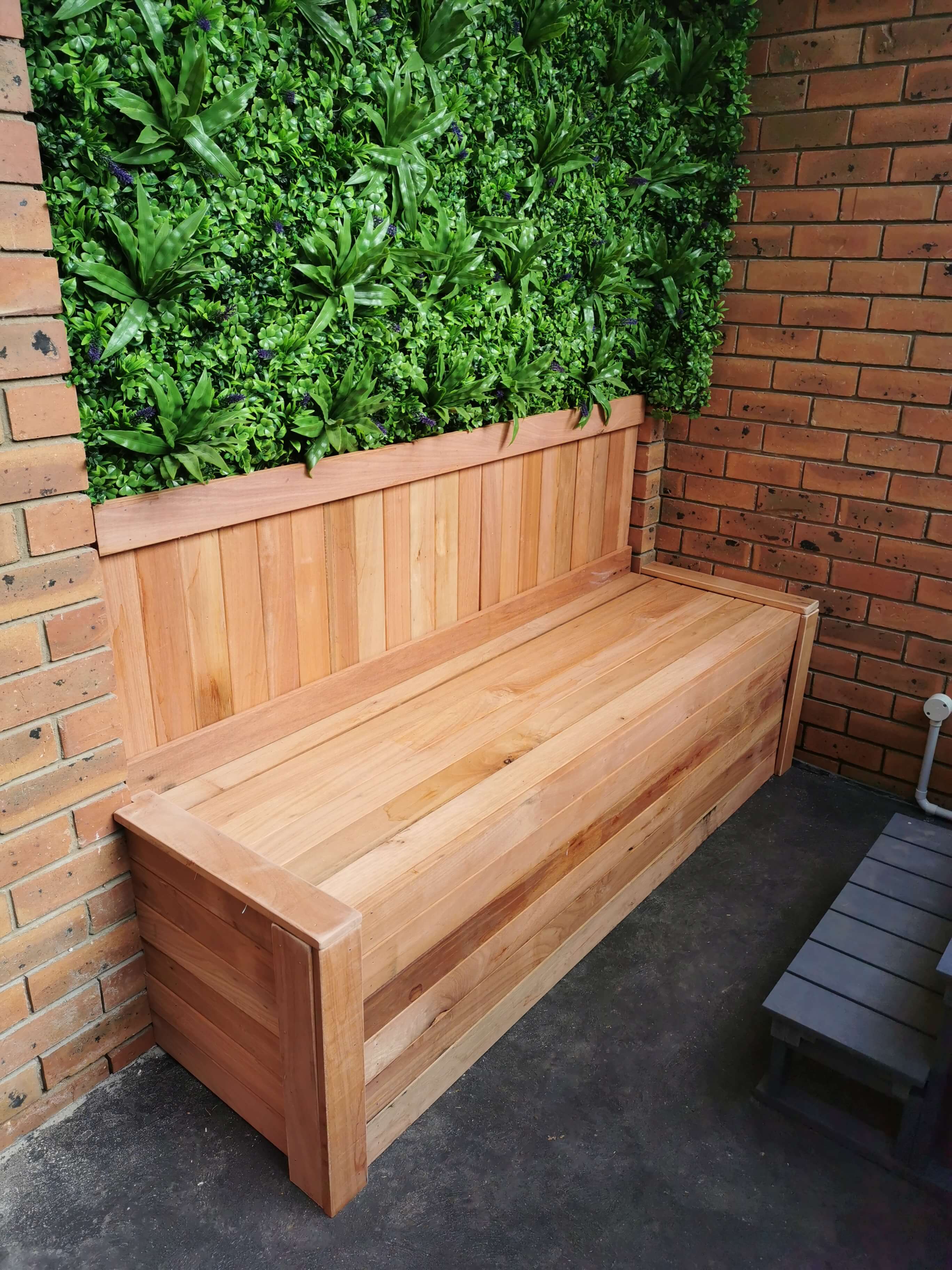 Luxury Lavender Fields Artificial Green Wall 40