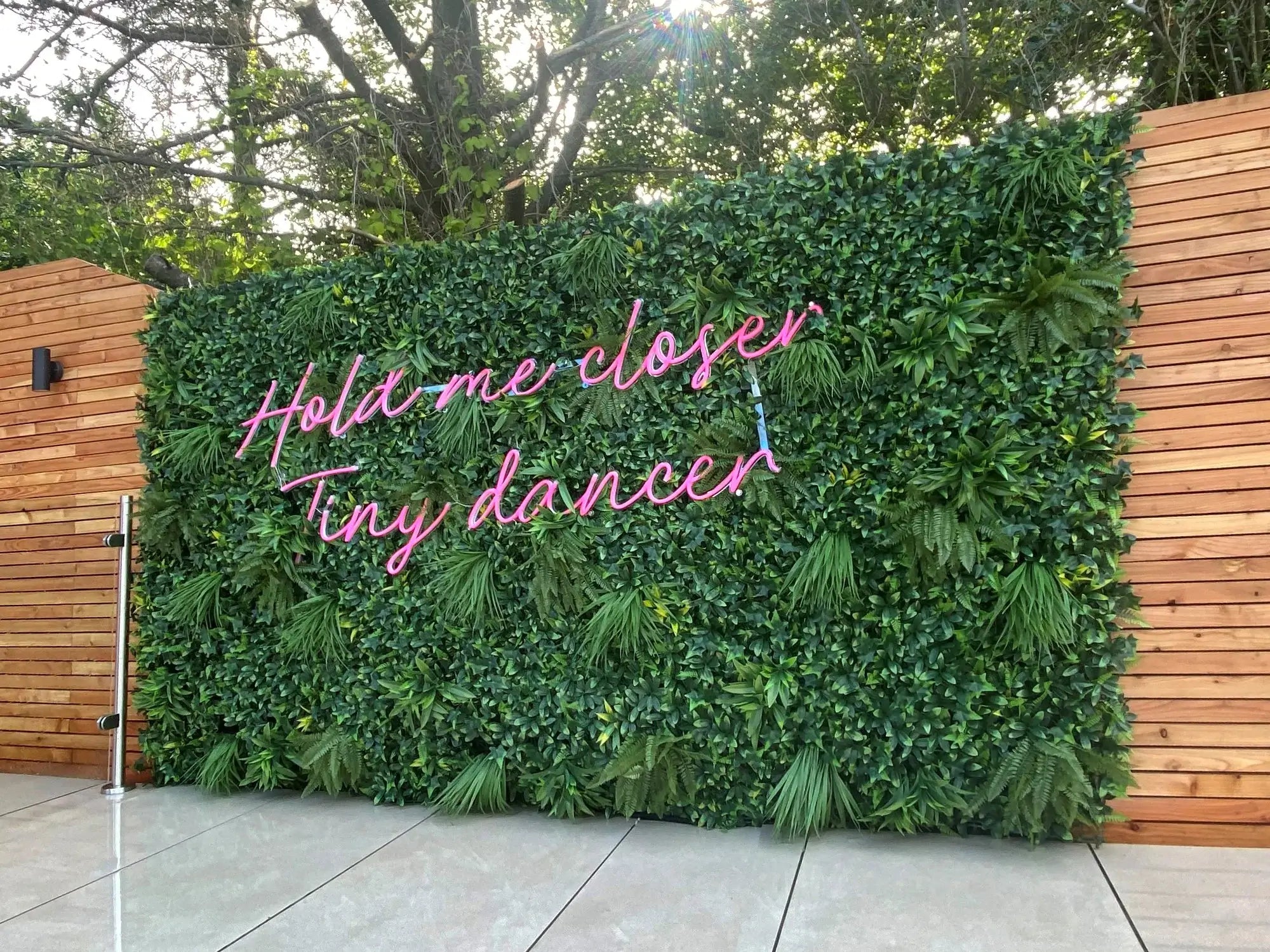 Artificial Plant Wall Panel with Green Ferns and Plants