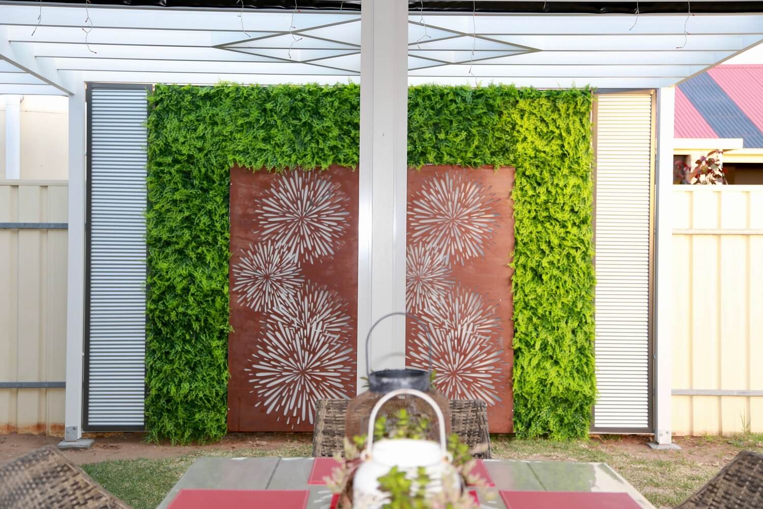 Lush Fern Artificial Green Wall 40