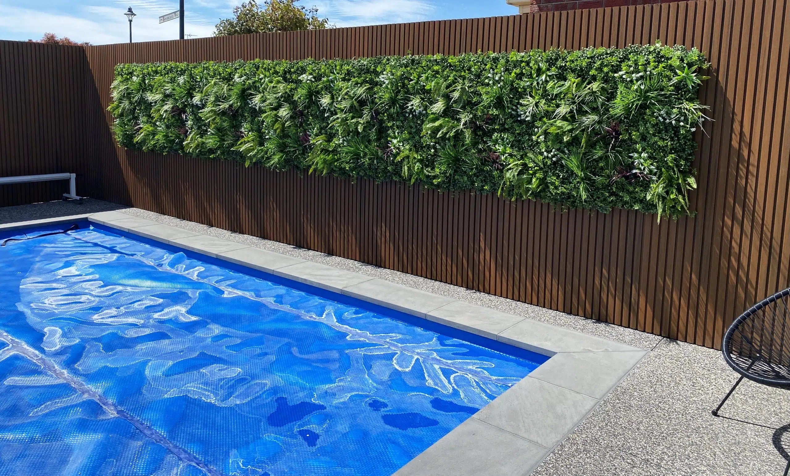 Luxury Tropical Vista Artificial Vertical Garden 40