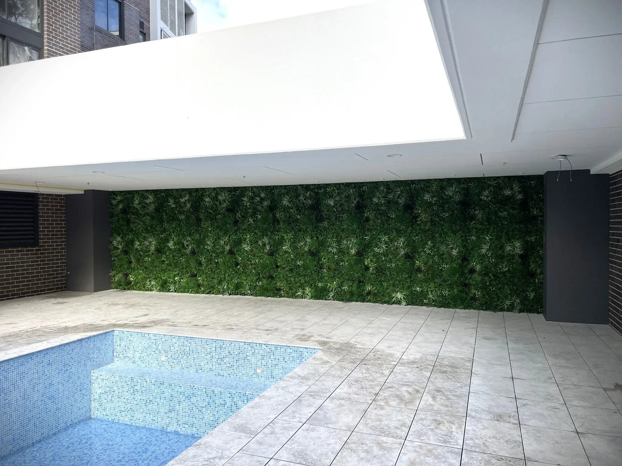 Premium Artificial Vertical Garden Panel Vista Green