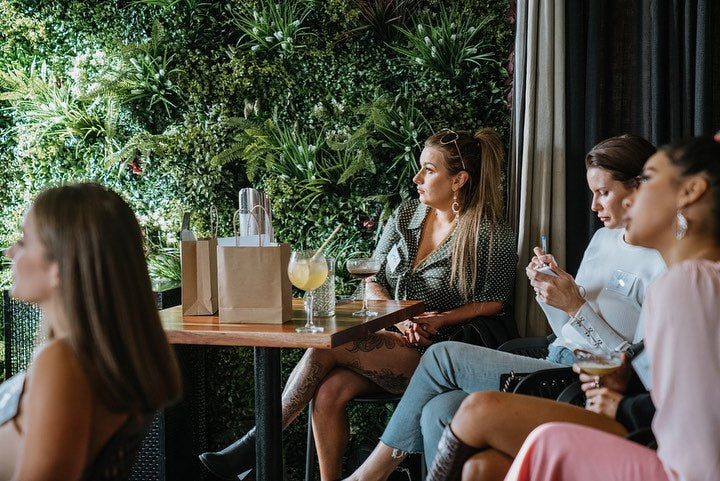 Ultra-Luxury Lush Spring Artificial Vertical Garden Green Wall 40