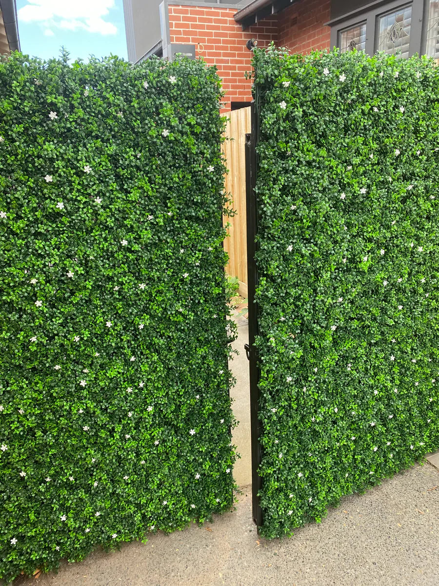 White Flowering Artificial Boxwood Wall 40