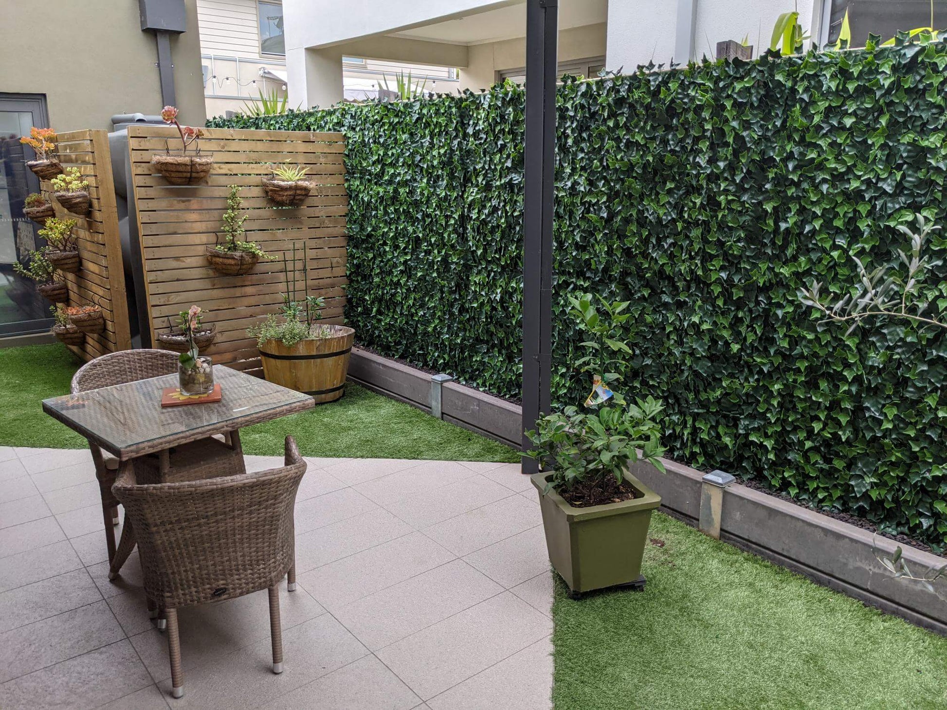 Artificial Ivy Panels onto a fence