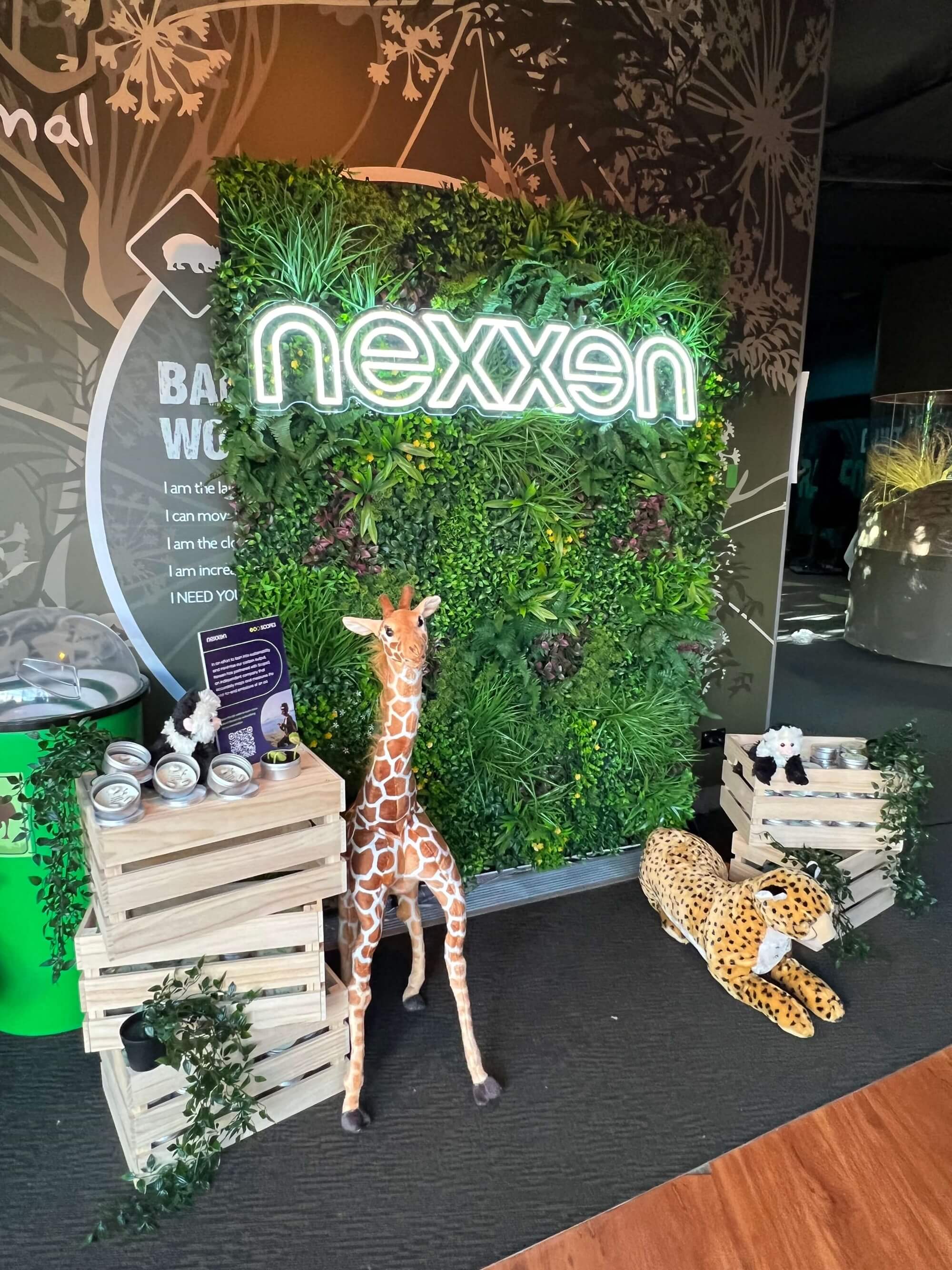 Luxury Country Fern Artificial Vertical Garden 40