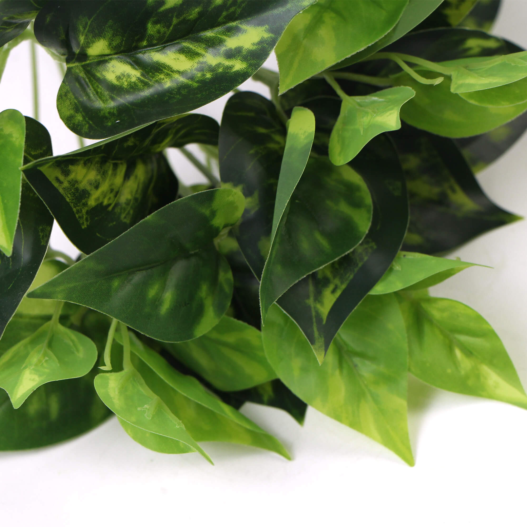 Artificial Pothos / Devil's Ivy Bush 9.5