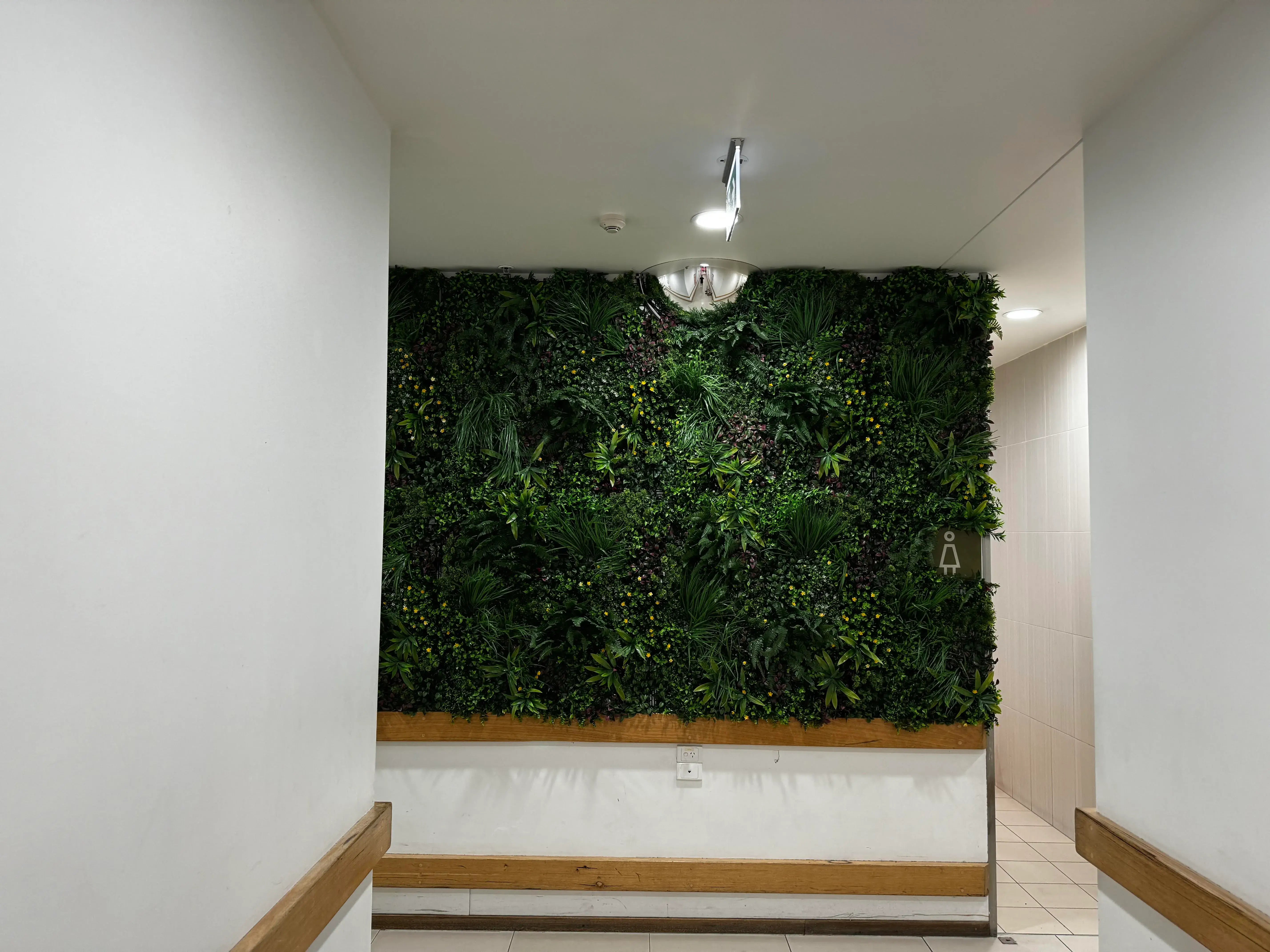 Country Fern Artificial Vertical Garden 40" x 40"