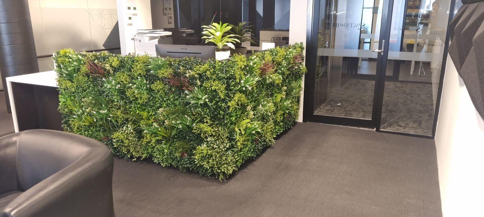 Ultra-Luxury Lush Spring Artificial Vertical Garden Green Wall 40