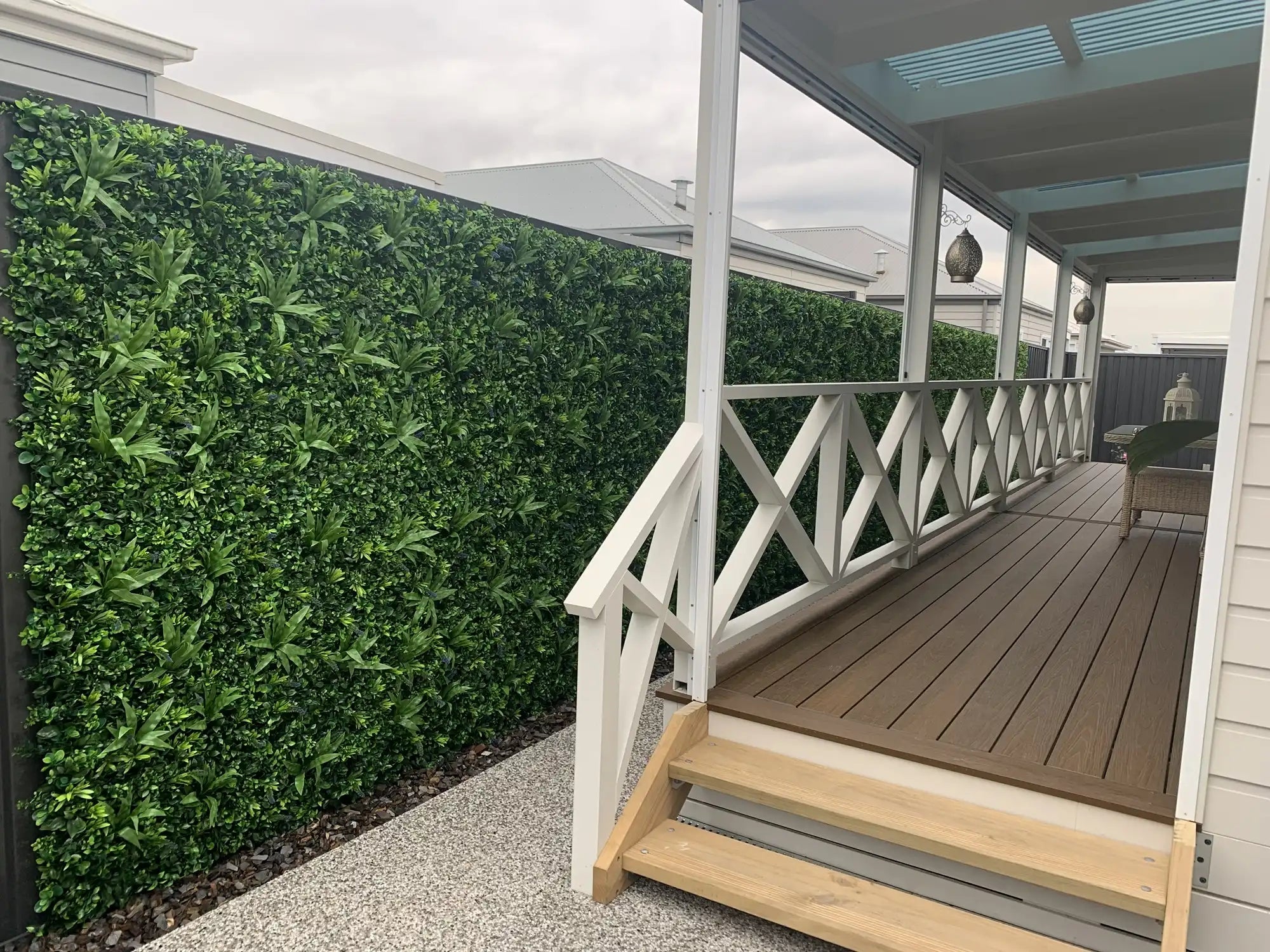 Luxury Lavender Fields Artificial Green Wall 40