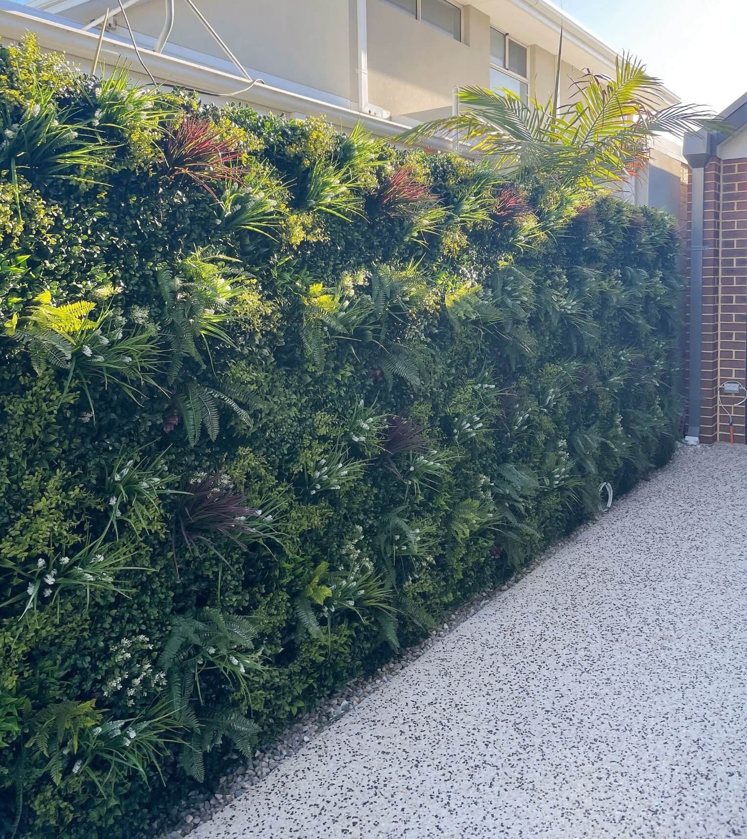 Ultra-Luxury Lush Spring Artificial Vertical Garden Green Wall 40